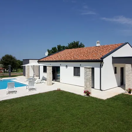 Villa Beautiful Serenity With Private Pool *