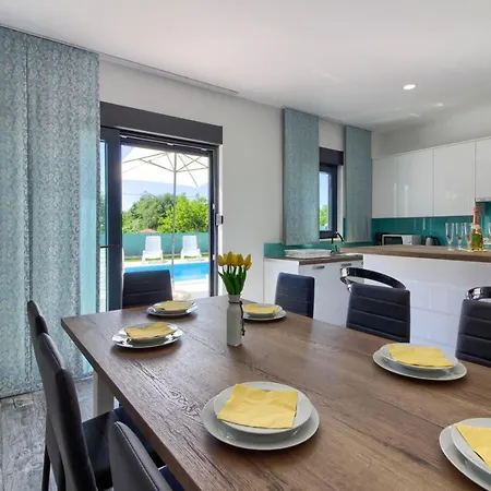 Villa Beautiful Serenity With Private Pool *